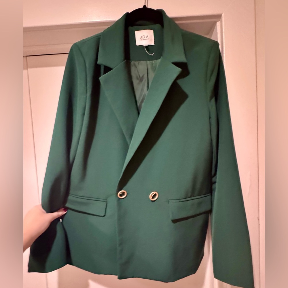 J.O.A. Emerald Double-Breasted Blazer